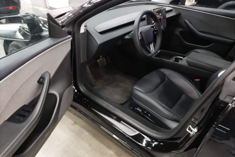 Used Tesla Model 3 2023 Rear-Wheel-Drive Version Driver Seat