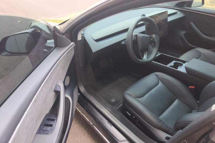 Used Tesla Model 3 2023 Long-Range All-Wheel-Drive Version Driver Seat
