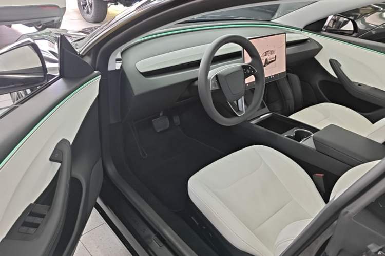 Used Tesla Model 3 2023 Rear-Wheel-Drive Version Driver Seat