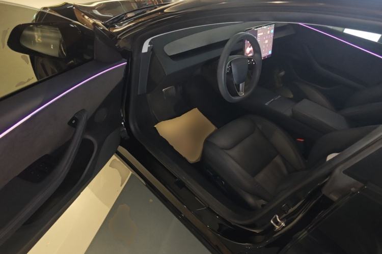 Used Tesla Model 3 2023 Long-Range All-Wheel-Drive Version Driver Seat