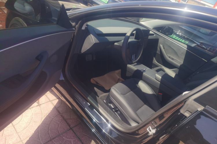 Used Tesla Model 3 2023 Long-Range All-Wheel-Drive Version Driver Seat
