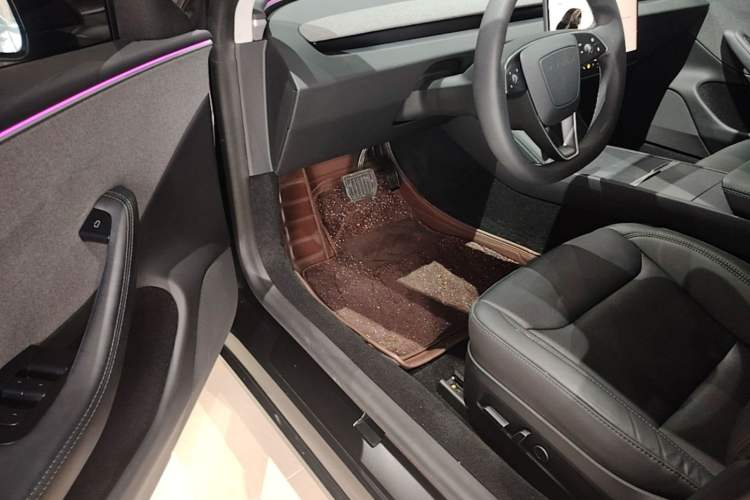 Used Tesla Model 3 2023 Rear-Wheel-Drive Version Driver Seat