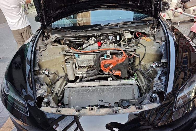 Used Tesla Model 3 2023 Rear-Wheel-Drive Version Engine Bay