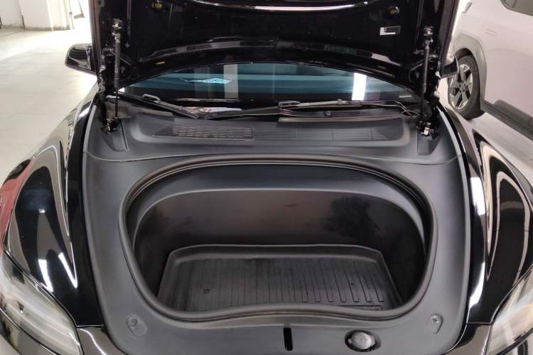 Used Tesla Model 3 2023 Rear-Wheel-Drive Version Engine Bay