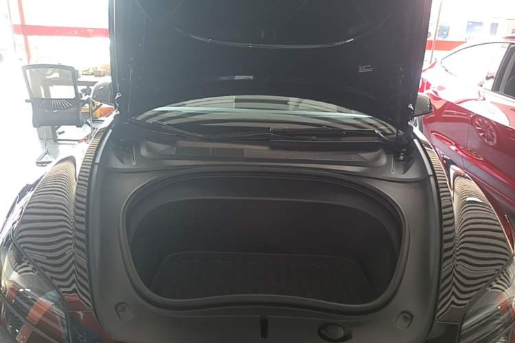 Used Tesla Model 3 2023 Long-Range All-Wheel-Drive Version Engine Bay