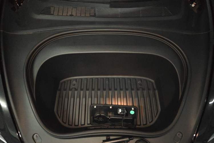 Used Tesla Model 3 2023 Rear-Wheel-Drive Version Engine Bay