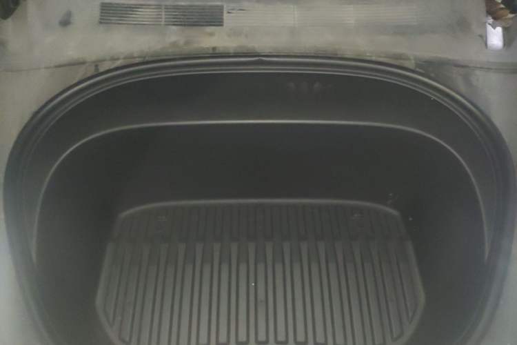 Used Tesla Model 3 2023 Rear-Wheel-Drive Version Engine Bay