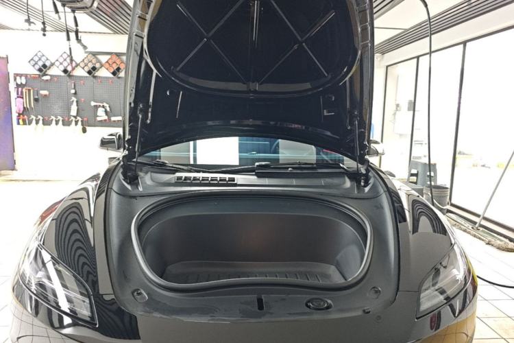 Used Tesla Model 3 2023 Rear-Wheel-Drive Version Engine Bay