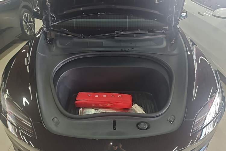 Used Tesla Model 3 2023 Rear-Wheel-Drive Version Engine Bay