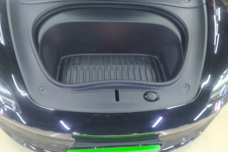 Used Tesla Model 3 2023 Rear-Wheel-Drive Version Engine Bay