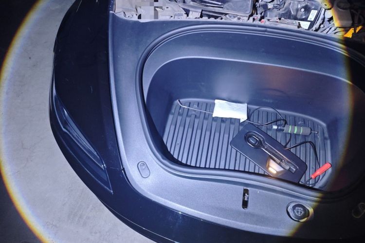 Used Tesla Model 3 2023 Rear-Wheel-Drive Version Engine Bay Right