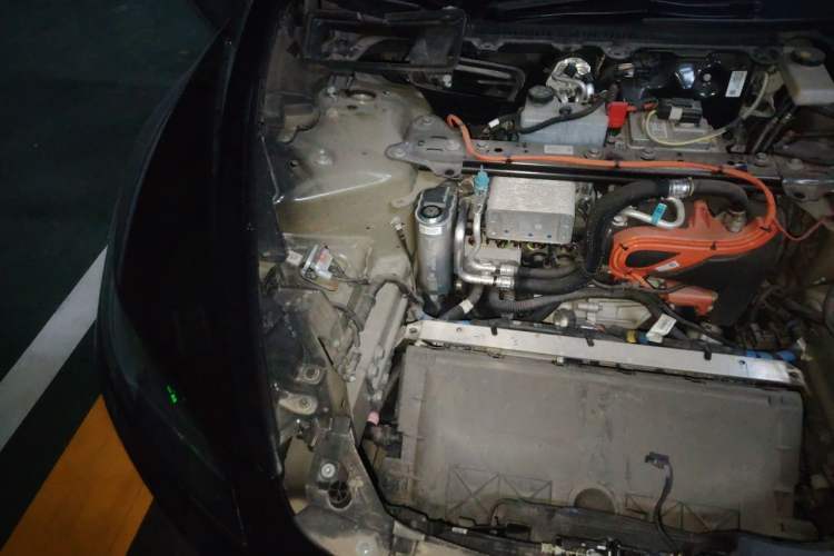 Used Tesla Model 3 2023 Long-Range All-Wheel-Drive Version Engine Bay Right