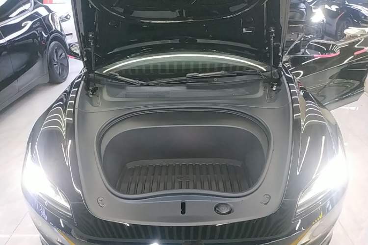 Used Tesla Model 3 2023 Rear-Wheel-Drive Version Engine Bay