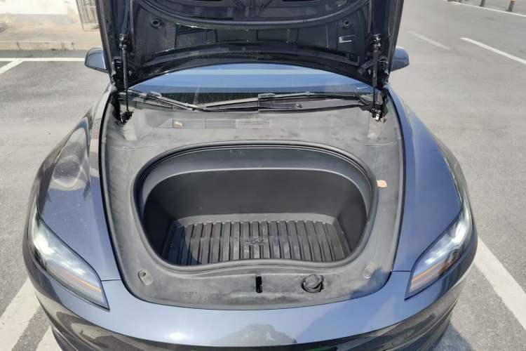 Used Tesla Model 3 2023 Rear-Wheel-Drive Version Engine Bay
