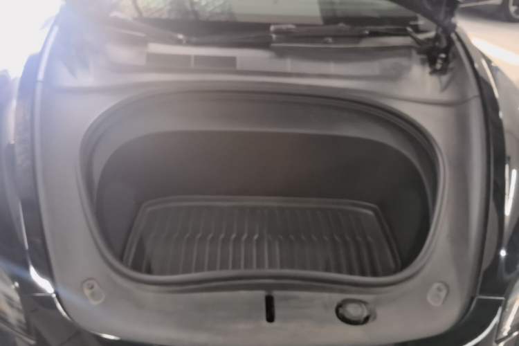 Used Tesla Model 3 2023 Long-Range All-Wheel-Drive Version Engine Bay