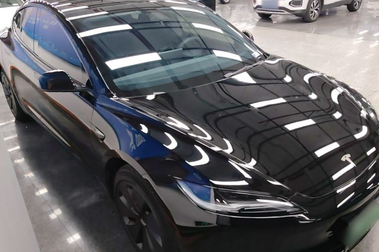 Used Tesla Model 3 2023 Rear-Wheel-Drive Version Exterior 1