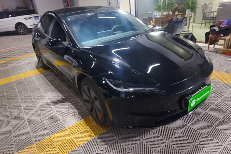 Used Tesla Model 3 2023 Rear-Wheel-Drive Version Exterior 1
