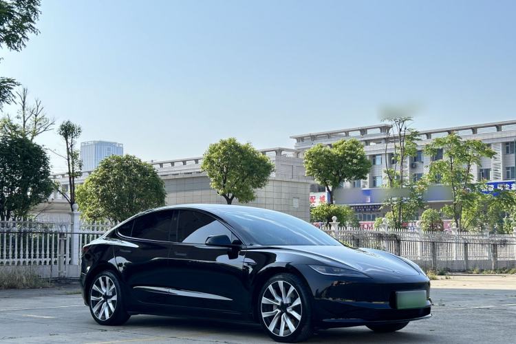 Used Tesla Model 3 2023 Rear-Wheel-Drive Version Exterior 1