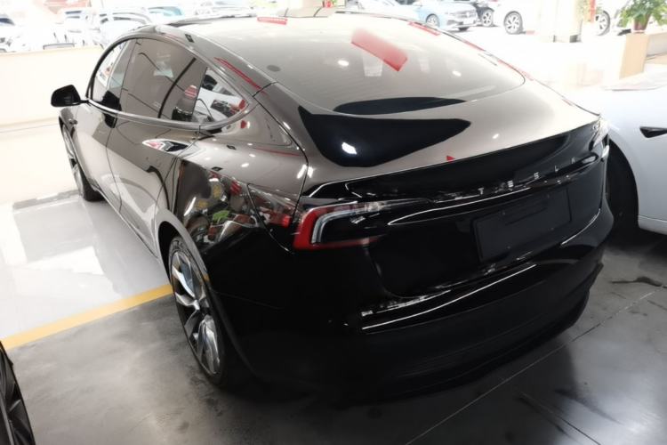 Used Tesla Model 3 2023 Rear-Wheel-Drive Version Exterior 2