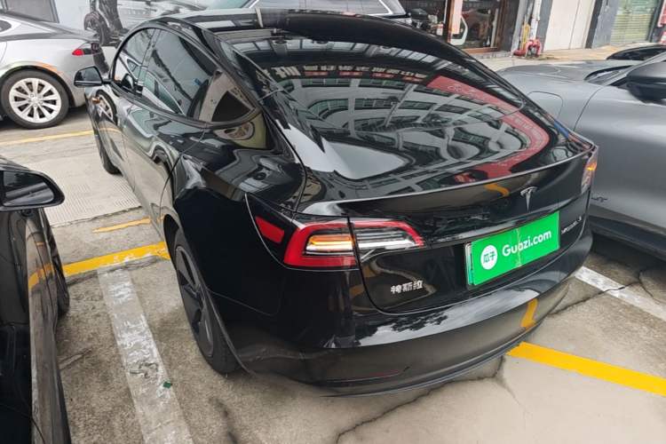 Used Tesla Model 3 2023 Rear-Wheel-Drive Version Exterior 2