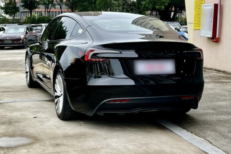 Used Tesla Model 3 2023 Rear-Wheel-Drive Version Exterior 3