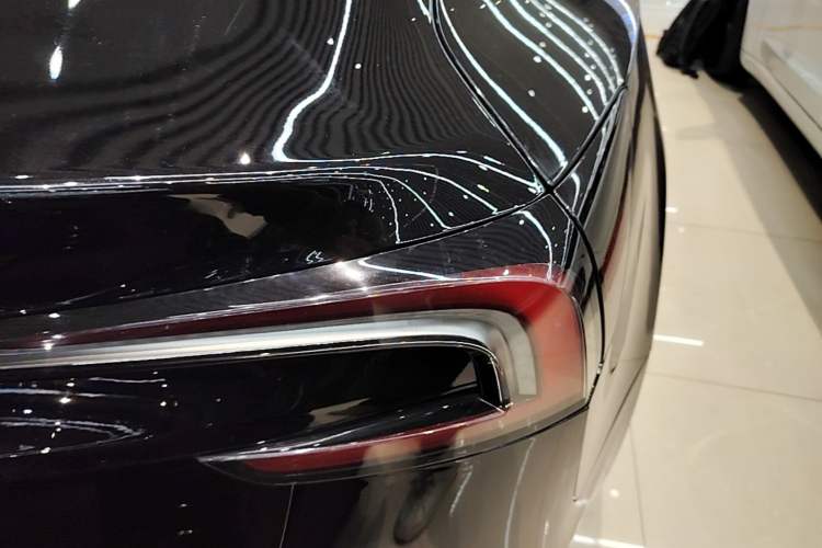 Used Tesla Model 3 2023 Rear-Wheel-Drive Version Exterior 3