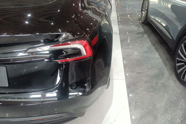 Used Tesla Model 3 2023 Rear-Wheel-Drive Version Exterior 3