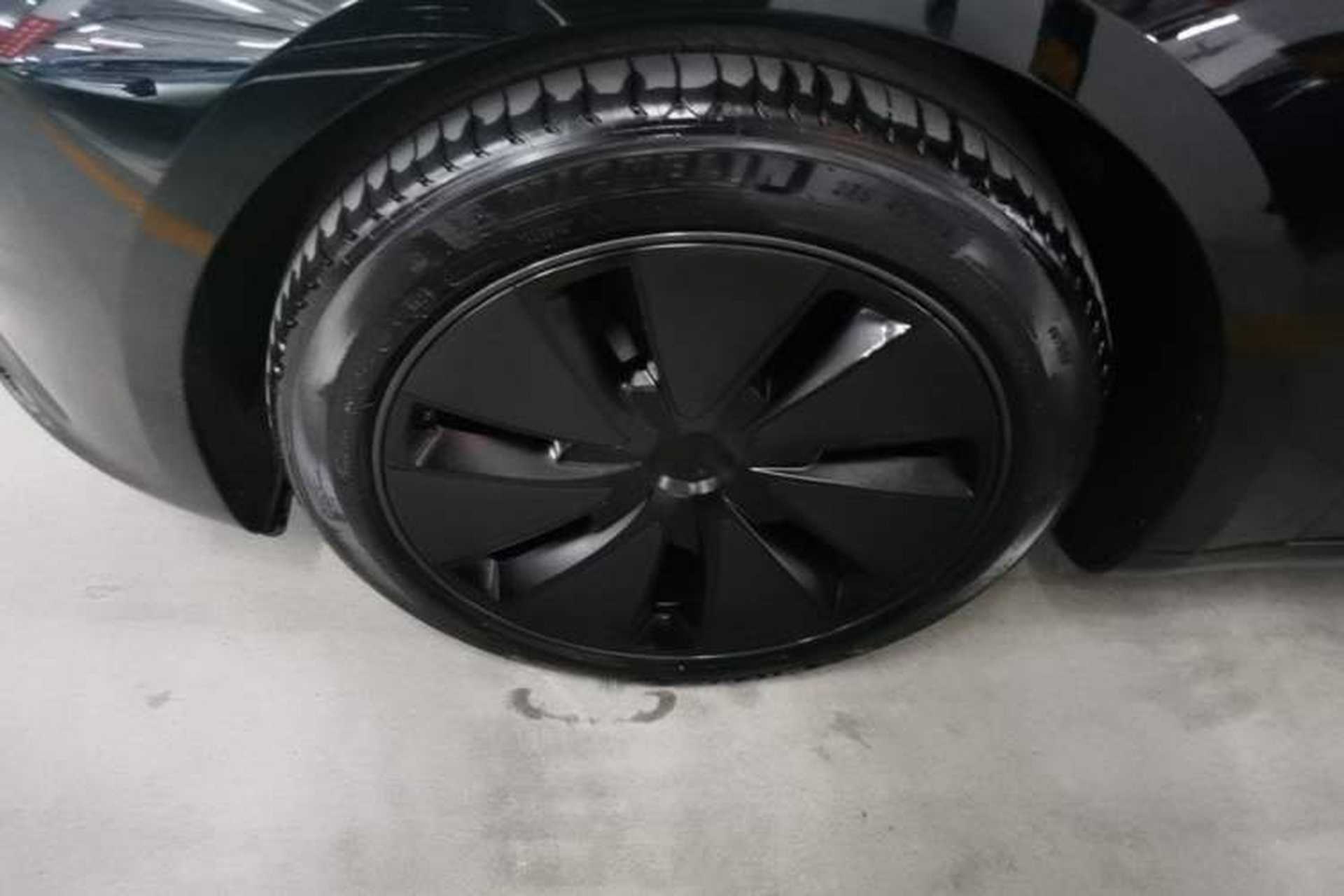 Used Tesla Model 3 2023 Rear-Wheel-Drive Version Exterior 4