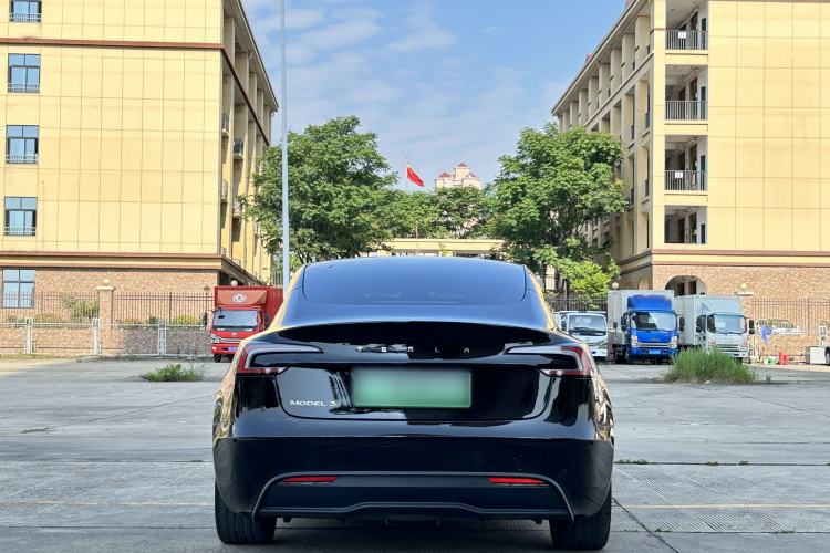 Used Tesla Model 3 2023 Rear-Wheel-Drive Version Exterior 4
