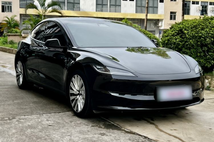 Used Tesla Model 3 2023 Rear-Wheel-Drive Version Exterior 5