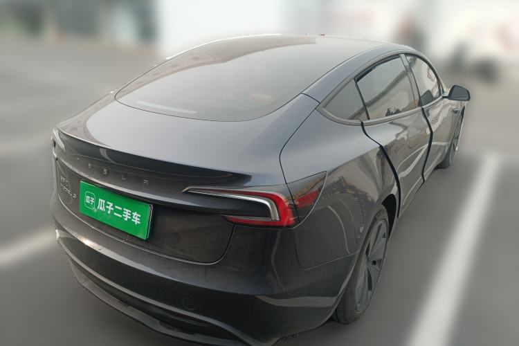 Used Tesla Model 3 2023 Rear-Wheel-Drive Version Exterior 5