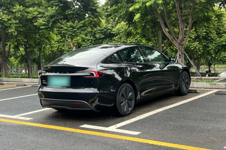 Used Tesla Model 3 2023 Rear-Wheel-Drive Version Exterior 5