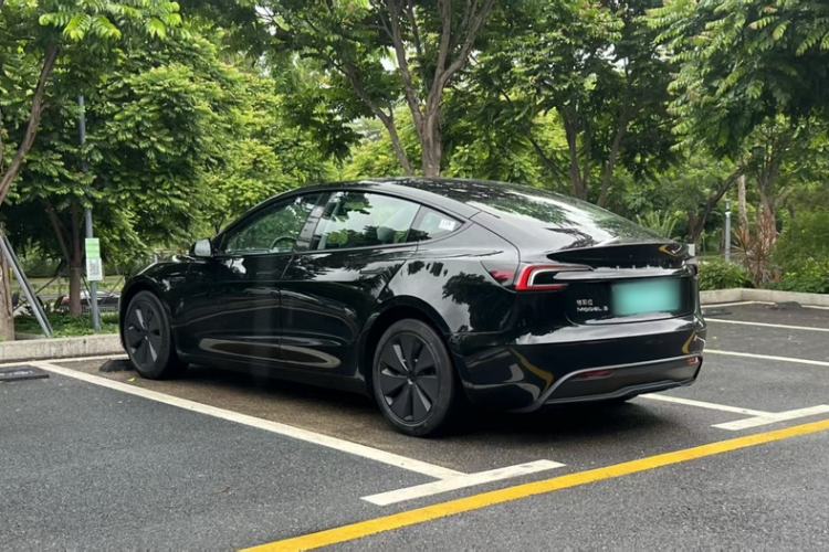 Used Tesla Model 3 2023 Rear-Wheel-Drive Version Exterior 7