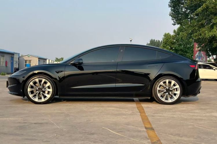 Used Tesla Model 3 2023 Rear-Wheel-Drive Version Exterior 7