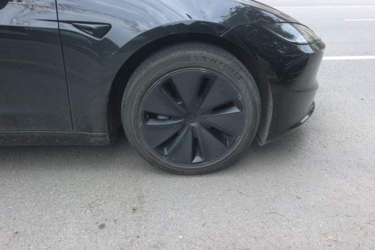 Used Tesla Model 3 2023 Rear-Wheel-Drive Version Exterior 7