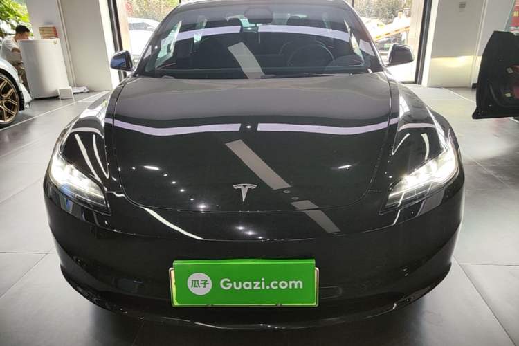 Used Tesla Model 3 2023 Rear-Wheel-Drive Version Front