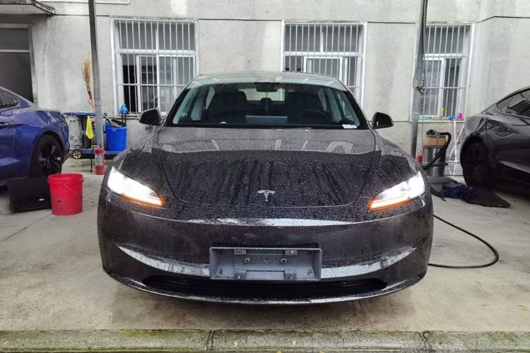 Used Tesla Model 3 2023 Rear-Wheel-Drive Version Front