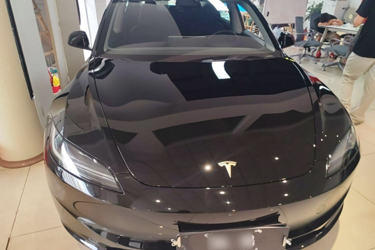 Used Tesla Model 3 2023 Long-Range All-Wheel-Drive Version Front