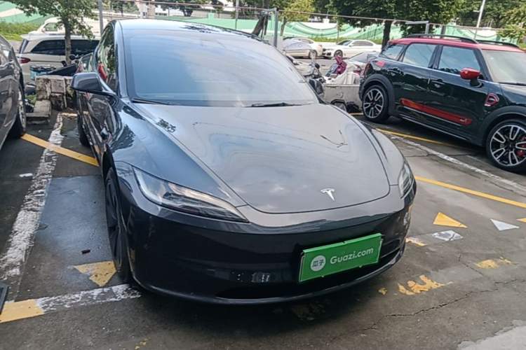 Used Tesla Model 3 2023 Rear-Wheel-Drive Version Front