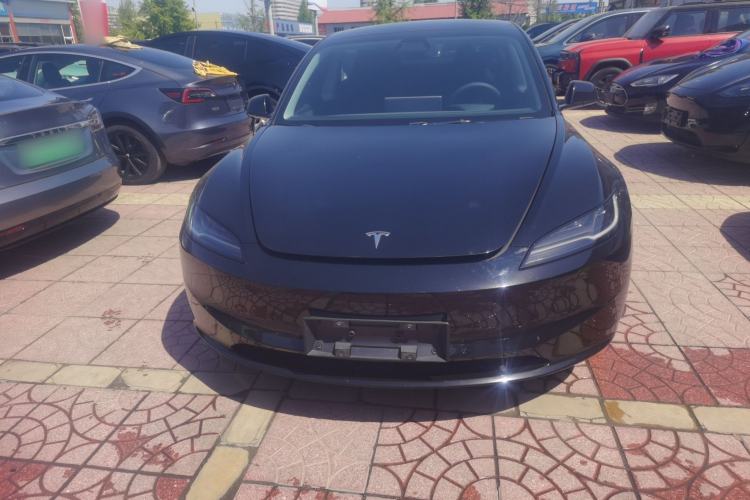 Used Tesla Model 3 2023 Long-Range All-Wheel-Drive Version Front