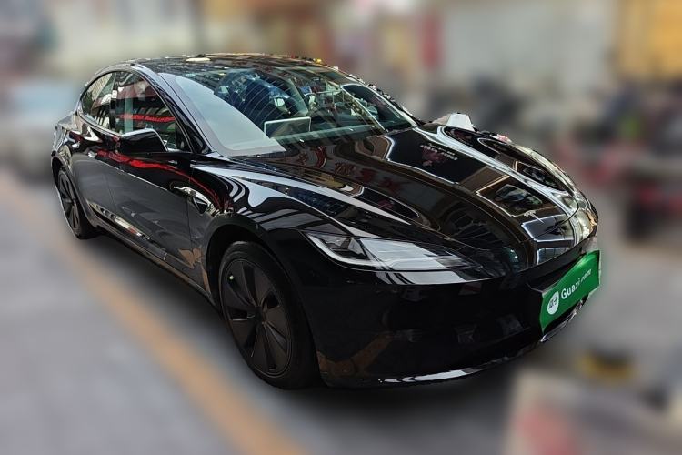 Used Tesla Model 3 2023 Rear-Wheel-Drive Version Front Right 45 Deg