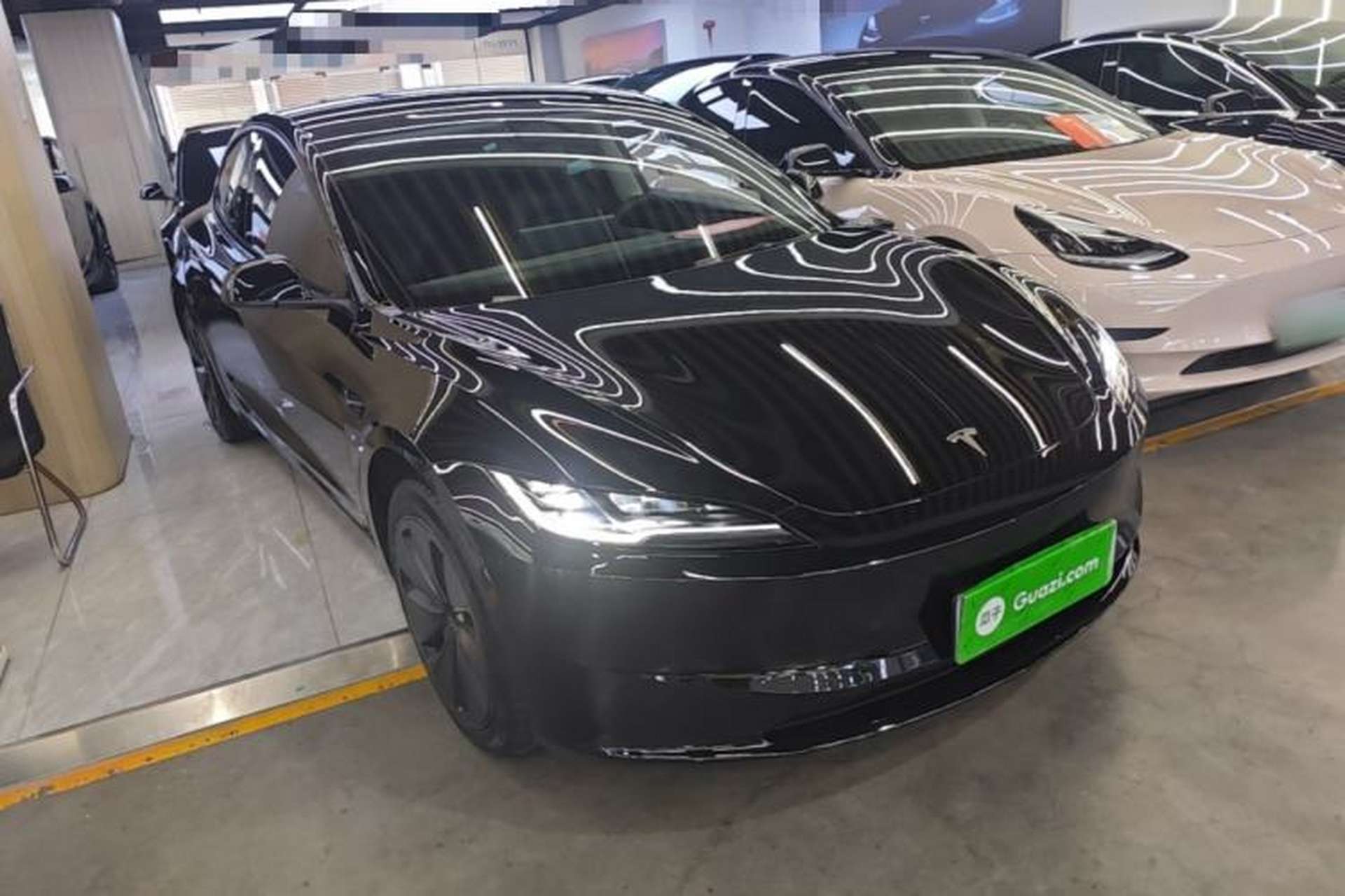 Used Tesla Model 3 2023 Rear-Wheel-Drive Version Front Right 45 Deg