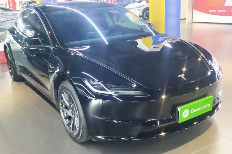 Used Tesla Model 3 2023 Rear-Wheel-Drive Version Front Right 45 Deg