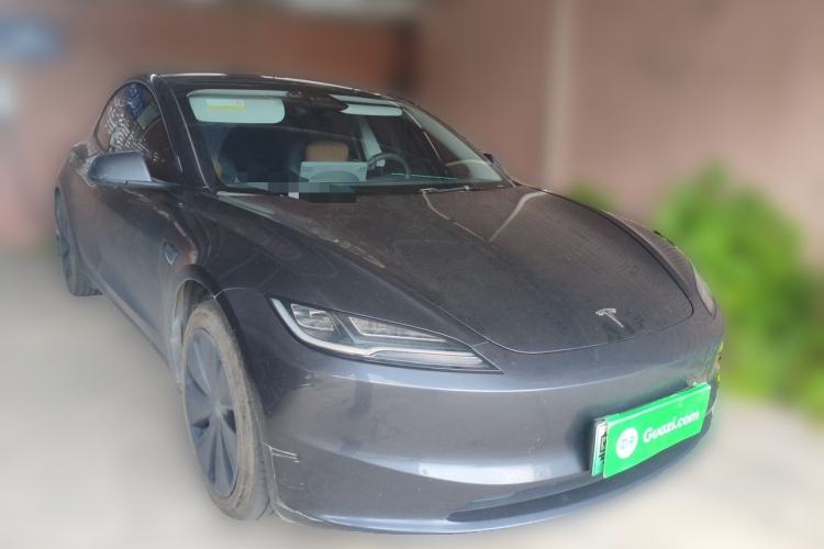 Used Tesla Model 3 2023 Rear-Wheel-Drive Version Front Right 45 Deg