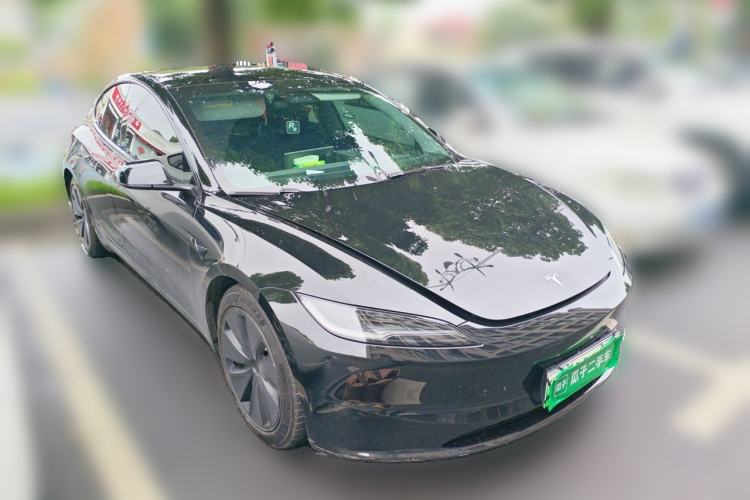 Used Tesla Model 3 2023 Long-Range All-Wheel-Drive Version Front Right 45 Deg