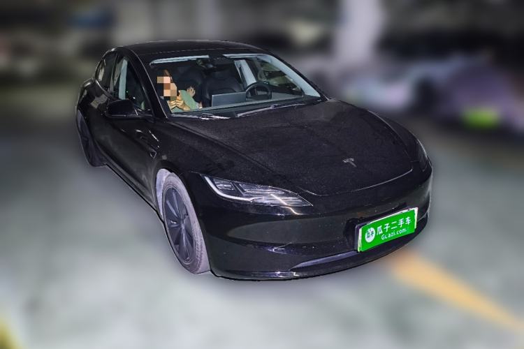 Used Tesla Model 3 2023 Rear-Wheel-Drive Version Front Right 45 Deg