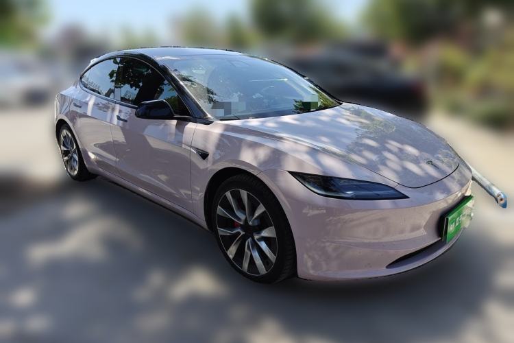 Used Tesla Model 3 2023 Long-Range All-Wheel-Drive Version Front Right 45 Deg