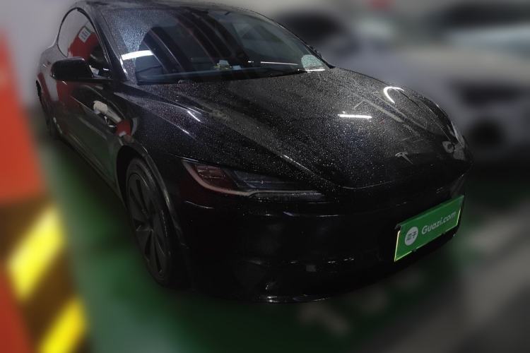 Used Tesla Model 3 2023 Rear-Wheel-Drive Version Front Right 45 Deg