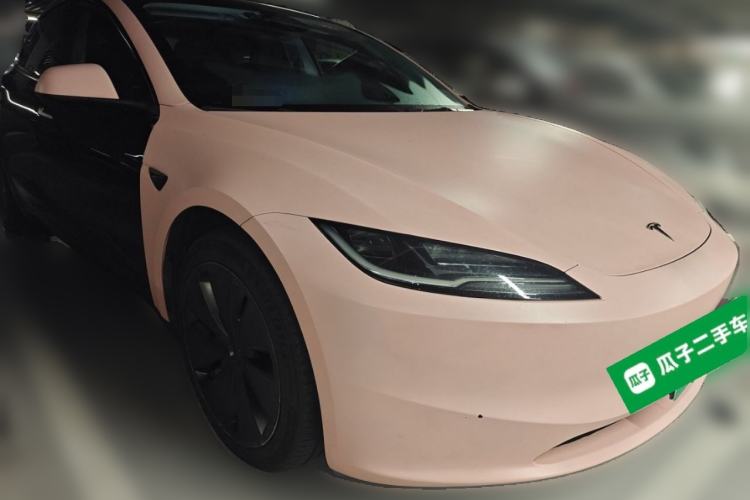 Used Tesla Model 3 2023 Rear-Wheel-Drive Version Front Right 45 Deg