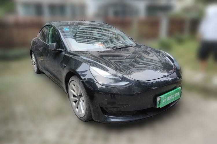 Used Tesla Model 3 2023 Rear-Wheel-Drive Version Front Right 45 Deg